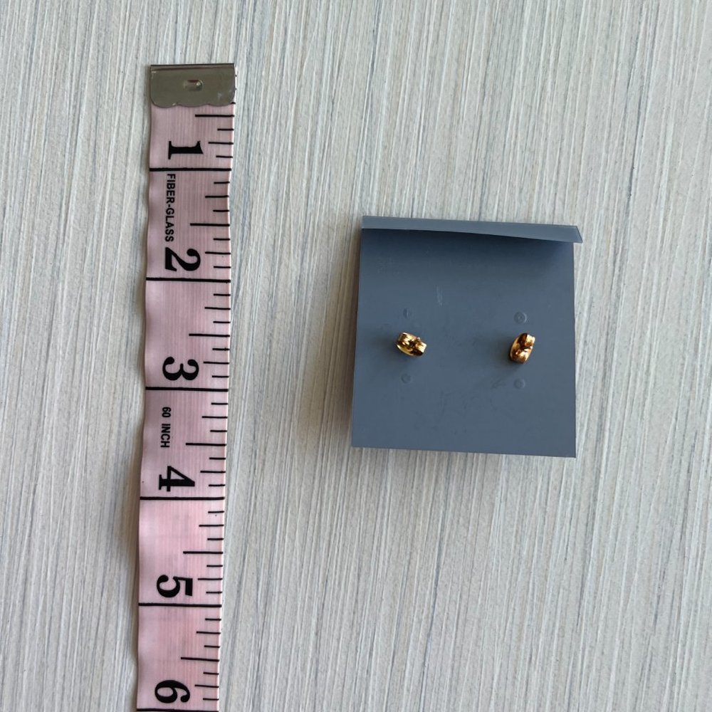 Crystal studs - Picture 6 of 11